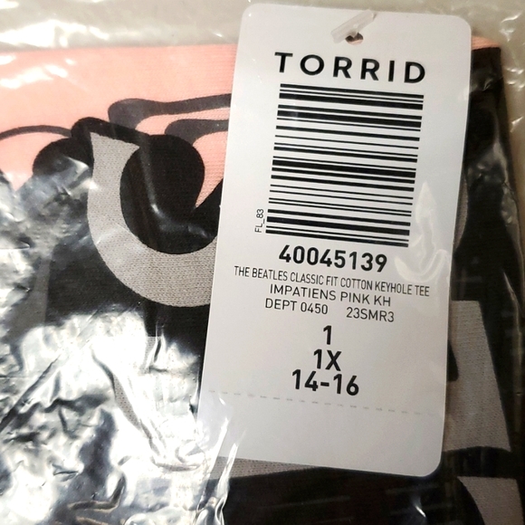 ❤️NWT VINTAGE TORRID - TEE THE BEATLES JOHN LENNON SGT PEPPER - PLUS SIZE - Picture 12 of 14